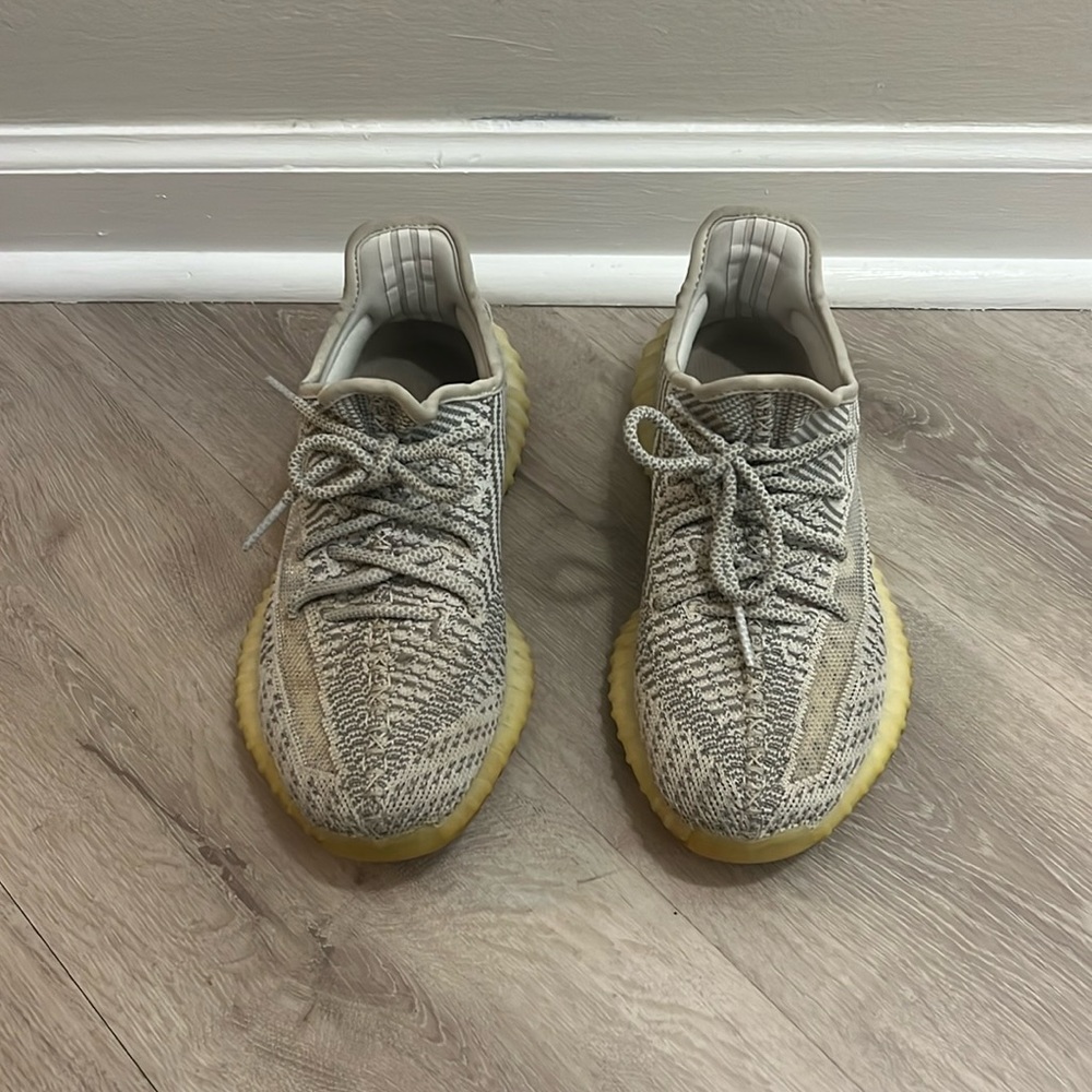Adidas Yeezy bost 350 v2 yeshaya non-reflective